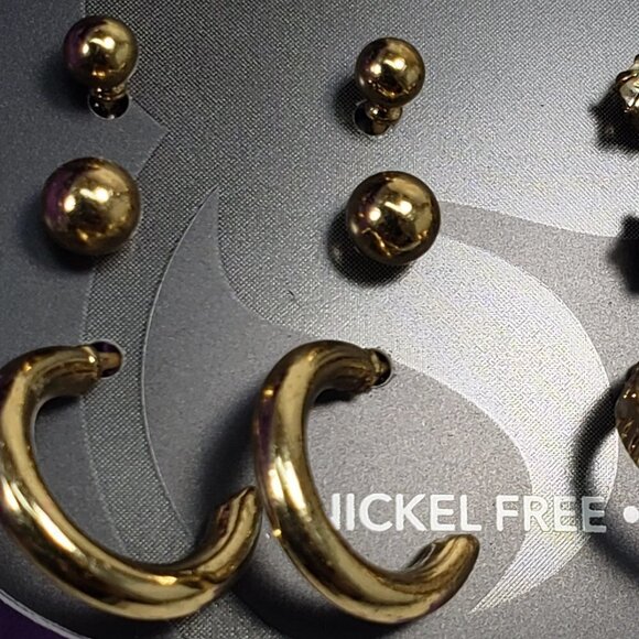 Minicci 9 Pairs of Dual Tone Sparkling Crystal, Half Hoops & Studs Earrings set - Picture 7 of 9